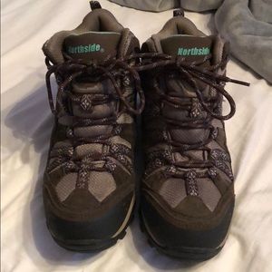 NWOT Northside waterproof  hiking boots